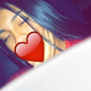 Meet your Posher, Angee